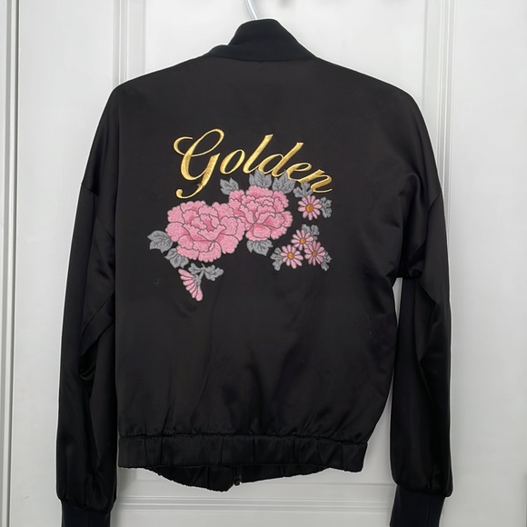 Aritzia TNA Bomber - Picture 2 of 6